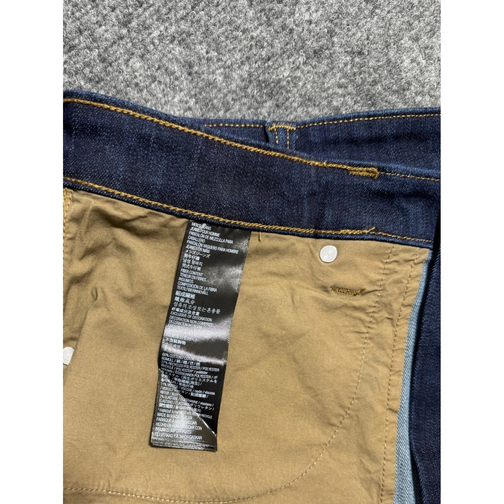 Kirkland Signature Men's Comfort Stretch Jeans 36x29 Dark Wash Blue Denim NWT - Picture 4 of 5